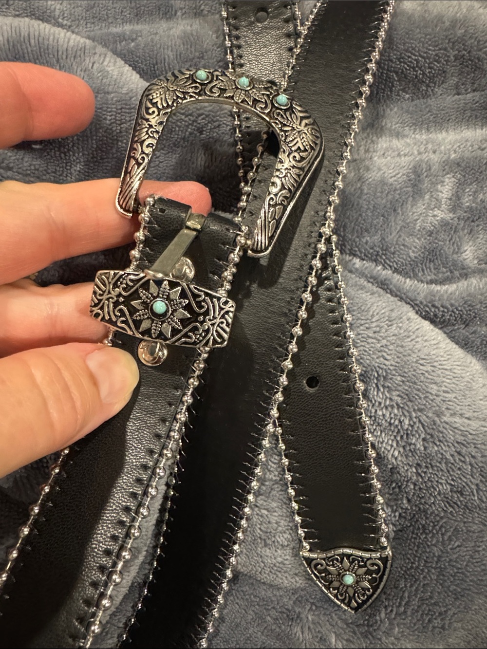New w/o tag;  Silver-Tone Buckle Black Belt with Turquoise Accent 42 in
